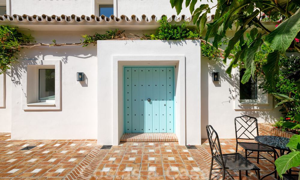 Te koop, eerstelijns golfvilla, smaakvol gerenoveerd in begeerde, rustige buurt in Guadalmina, Marbella 29228