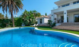 Te koop, eerstelijns golfvilla, smaakvol gerenoveerd in begeerde, rustige buurt in Guadalmina, Marbella 29234 