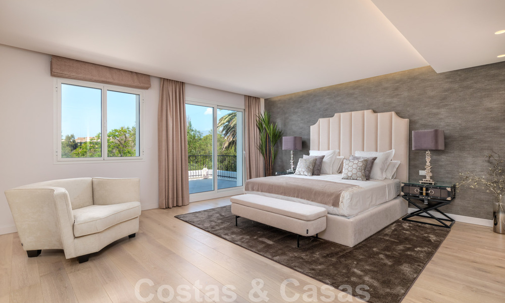 Te koop, eerstelijns golfvilla, smaakvol gerenoveerd in begeerde, rustige buurt in Guadalmina, Marbella 29245
