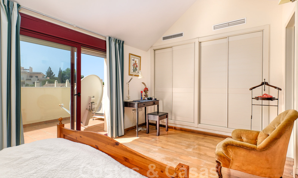 Mooi huis te koop met 3 slaapkamers op loopafstand van voorzieningen en Puerto Banus in Nueva Andalucia, Marbella 29279