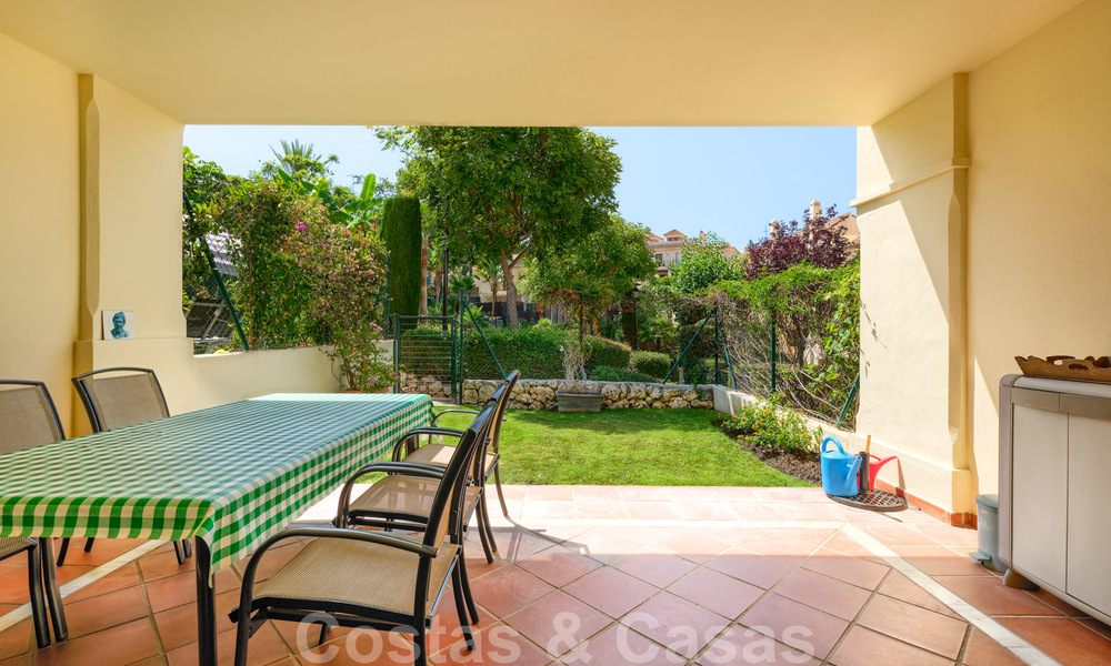Mooi huis te koop met 3 slaapkamers op loopafstand van voorzieningen en Puerto Banus in Nueva Andalucia, Marbella 29291