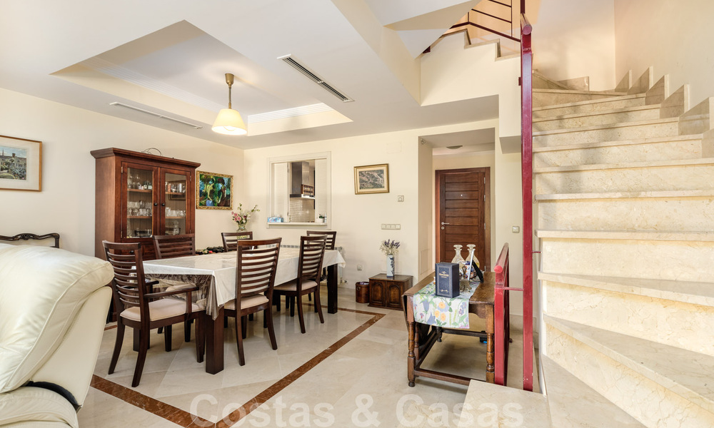 Mooi huis te koop met 3 slaapkamers op loopafstand van voorzieningen en Puerto Banus in Nueva Andalucia, Marbella 29294