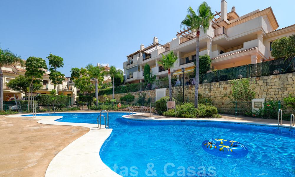 Mooi huis te koop met 3 slaapkamers op loopafstand van voorzieningen en Puerto Banus in Nueva Andalucia, Marbella 29302