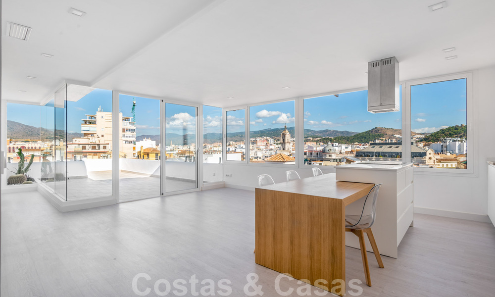 Eén van de beste penthouses te koop in Malaga centrum met panoramisch uitzicht en op wandelafstand van vrijwel alles 29345