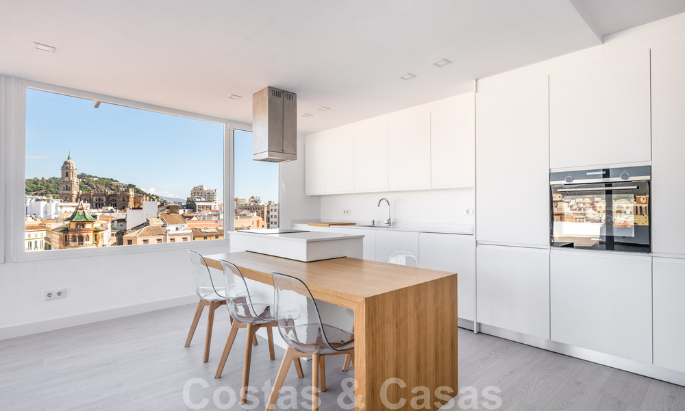 Eén van de beste penthouses te koop in Malaga centrum met panoramisch uitzicht en op wandelafstand van vrijwel alles 29347
