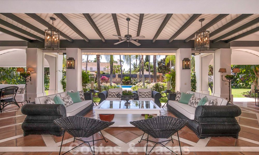 Spectaculaire, elegante villa te koop nabij het strand in het westen van Marbella 29399