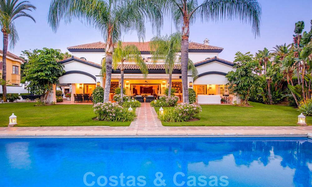 Spectaculaire, elegante villa te koop nabij het strand in het westen van Marbella 29429