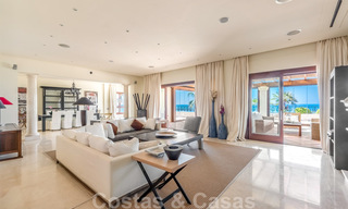 Exclusief eerstelijns strand penthouse appartement te koop in Los Monteros, Marbella 29582 
