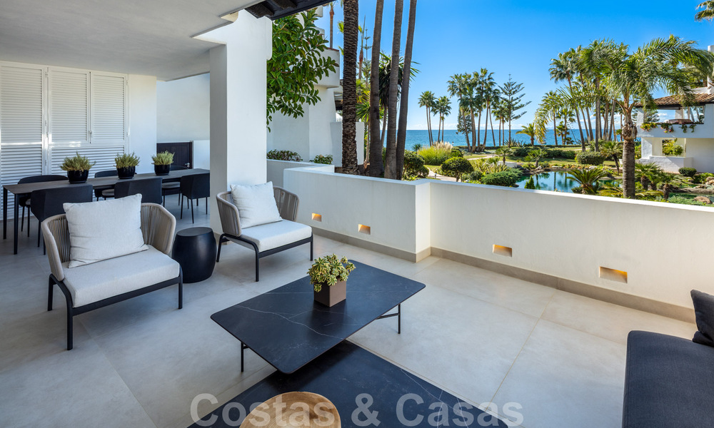 Luxueus gerenoveerd appartement met prachtig uitzicht op zee te koop in Puente Romano - Golden Mile, Marbella 29901