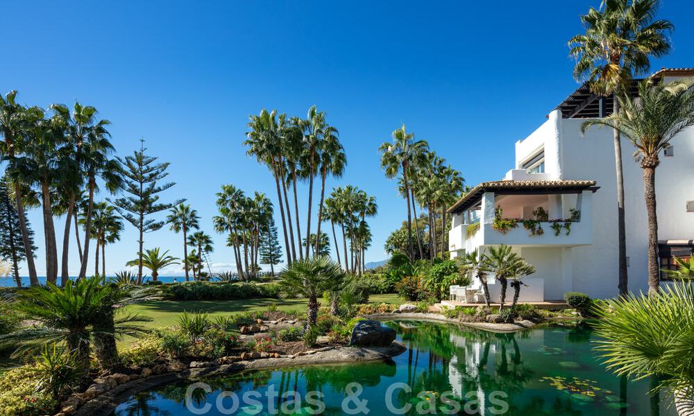 Luxueus gerenoveerd appartement met prachtig uitzicht op zee te koop in Puente Romano - Golden Mile, Marbella 29905