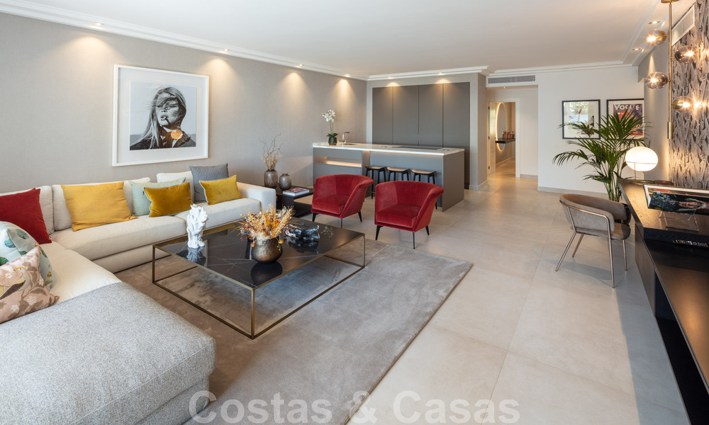 Luxueus gerenoveerd appartement met prachtig uitzicht op zee te koop in Puente Romano - Golden Mile, Marbella 29916