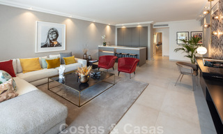 Luxueus gerenoveerd appartement met prachtig uitzicht op zee te koop in Puente Romano - Golden Mile, Marbella 29916 