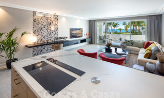 Luxueus gerenoveerd appartement met prachtig uitzicht op zee te koop in Puente Romano - Golden Mile, Marbella 29919 