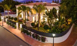 Ruime, nieuwe moderne villa te koop vlak bij het strand en de golfbaan in Marbella - Estepona 30177 