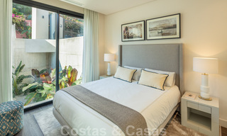 Laatste villa! Hedendaagse moderne nieuwbouw villa met zeezicht te koopin Nueva Andalucia, Marbella 30328 