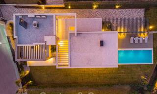 Laatste villa! Hedendaagse moderne nieuwbouw villa met zeezicht te koopin Nueva Andalucia, Marbella 30348 