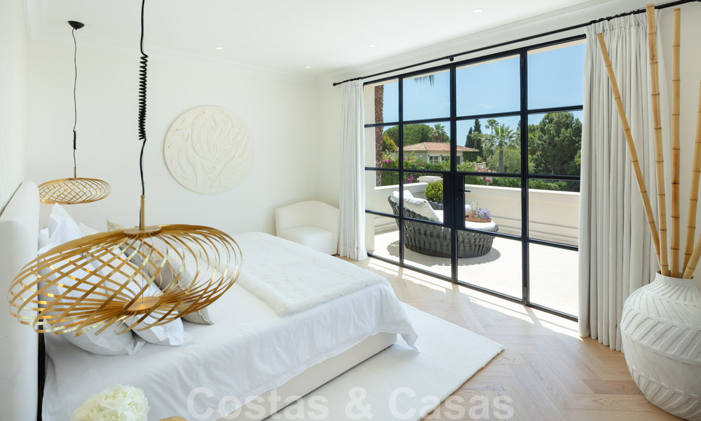 2 Elegante nieuwe luxevilla´s te koop van topkwaliteit in een klassieke en Provençaalse stijl boven de Golden Mile in Marbella 30469