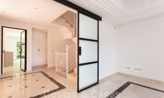 Halfvrijstaand huis te koop in een gated community op de Golden Mile te Marbella 30844 