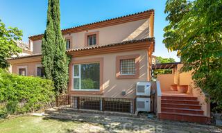 Halfvrijstaand huis te koop in een gated community op de Golden Mile te Marbella 30863 