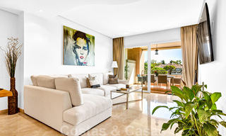 Tijdloos luxe appartement te koop met zeezicht op de Golden Mile, tussen Puerto Banus en Marbella 30891 