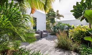 Moderne villa te koop, eerstelijns golf met panoramisch berg-, golf- en zeezicht in Benahavis - Marbella 31002 