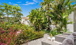 Moderne villa te koop, eerstelijns golf met panoramisch berg-, golf- en zeezicht in Benahavis - Marbella 42267 