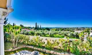 Statige landelijke villa te koop in een klassieke Mediterrane stijl op de New Golden Mile, dicht bij het strand en Estepona centrum 31407 