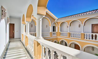 Statige landelijke villa te koop in een klassieke Mediterrane stijl op de New Golden Mile, dicht bij het strand en Estepona centrum 31428 