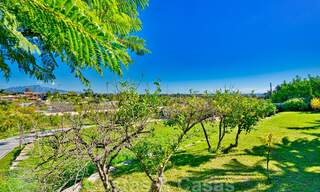 Statige landelijke villa te koop in een klassieke Mediterrane stijl op de New Golden Mile, dicht bij het strand en Estepona centrum 31446 
