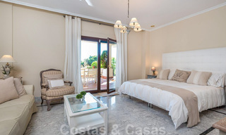 Ruim luxe appartement met een groot terras in een kleinschalig complex aan de Golden Mile te koop in Marbella 31460 