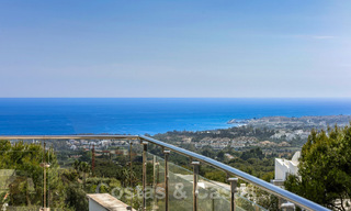 Uitstekende locatie, modern design huis te koop in de heuvels van Marbella, boven de Golden Mile in Sierra Blanca 31510 