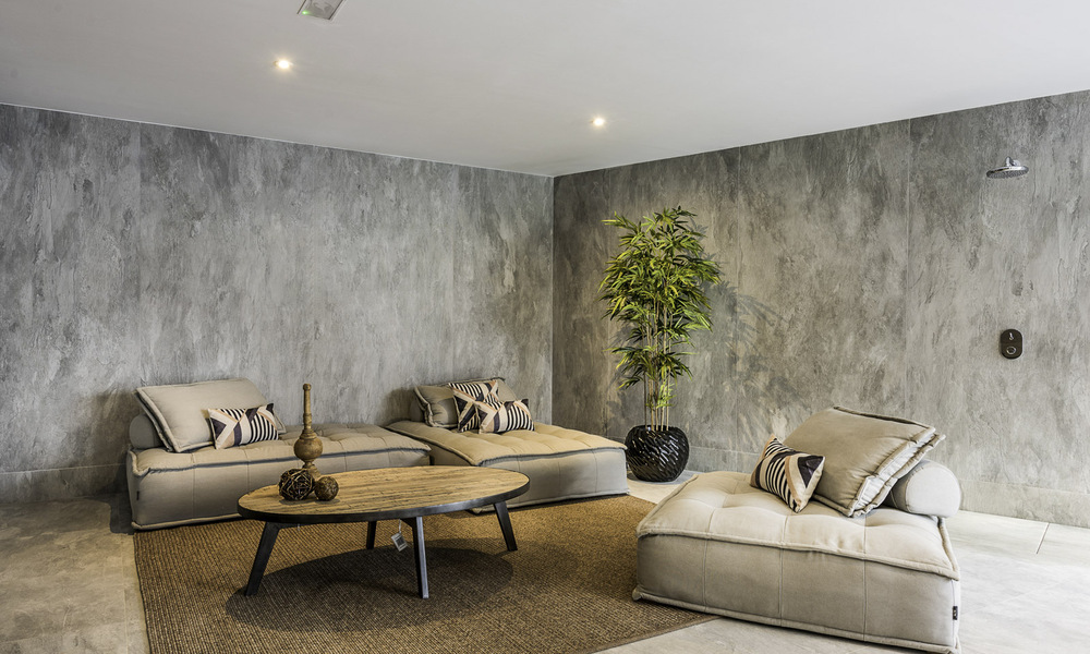 Woonklaar nieuw luxe penthouse te koop met panoramisch zeezicht in een exclusief complex in Nueva Andalucia te Marbella 31562