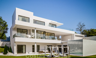 Moderne nieuwe villa's met zeezicht te koop, gelegen in een omheind en beveiligd complex in Benahavis - Marbella 31573 