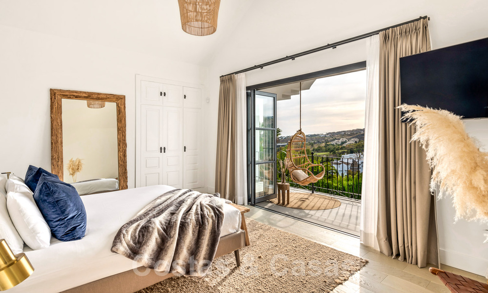 Prachtig gerenoveerde villa in Scandinavische stijl, met prachtig uitzicht te koop in Benahavis - Marbella 31693