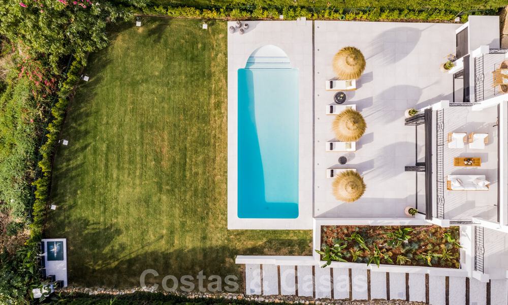 Prachtig gerenoveerde villa in Scandinavische stijl, met prachtig uitzicht te koop in Benahavis - Marbella 31709