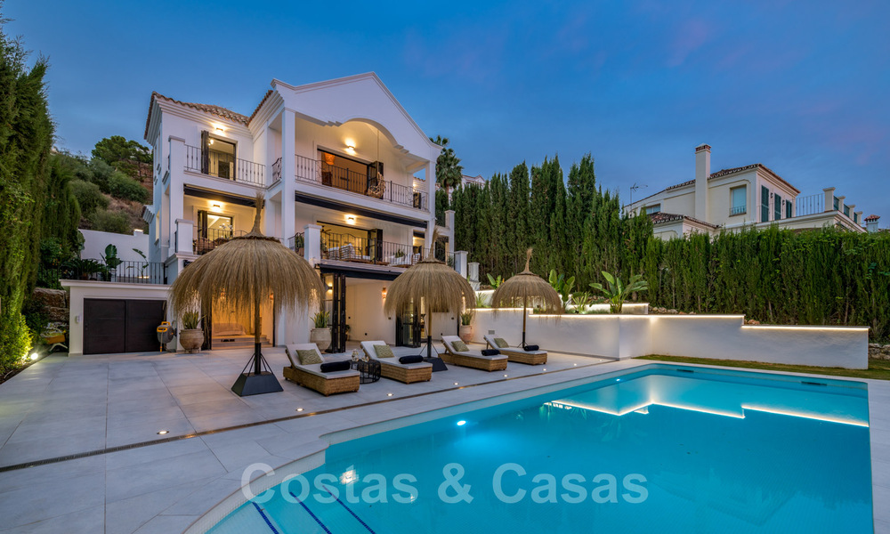 Prachtig gerenoveerde villa in Scandinavische stijl, met prachtig uitzicht te koop in Benahavis - Marbella 31720