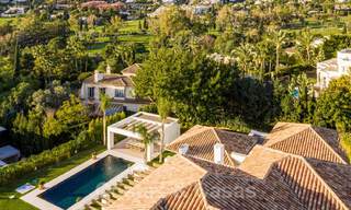 Luxevilla te koop in een tijdloze stijl, dicht bij voorzieningen en de golfbaan op de New Golden Mile tussen Marbella en Estepona 31828 