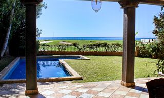 Eerstelijnsgolf en -strand villa te koop in Marbella West met een uniek golf- en zeezicht! Verlaagd in prijs. 31858 