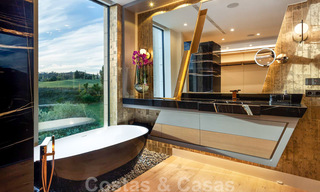 Instapklare, nieuwe moderne designvilla te koop in een kampioenschaps golfresort in Mijas, Costa del Sol 31905 