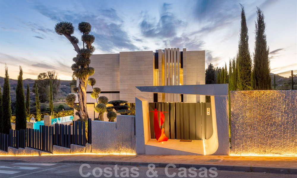 Instapklare, nieuwe moderne designvilla te koop in een kampioenschaps golfresort in Mijas, Costa del Sol 31910