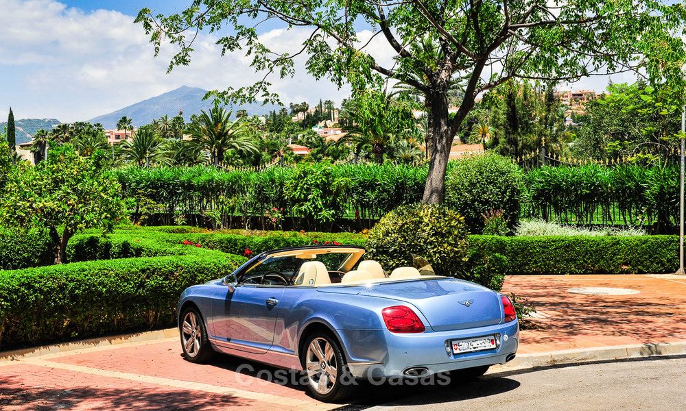 Ruim luxe penthouse te koop aan de golfbaan in Nueva Andalucia, Marbella met panoramisch uitzicht 32101
