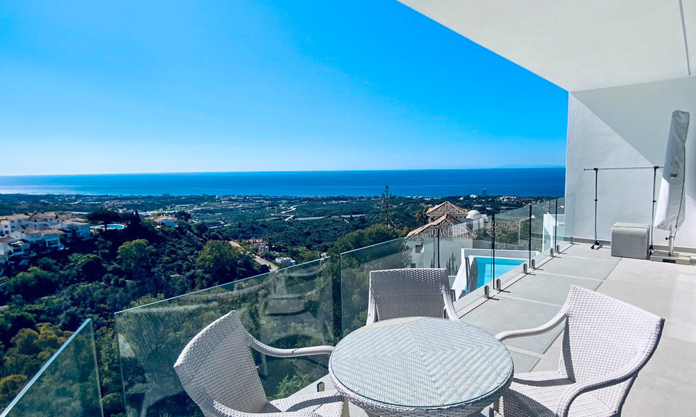 Instapklare nieuwe moderne villa te koop met prachtig open zeezicht in Marbella, dicht bij de stranden en het centrum 32137