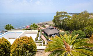 Eerstelijnsstrand penthouse appartement te koop met privézwembad op de New Golden Mile, tussen Marbella en Estepona 32176 
