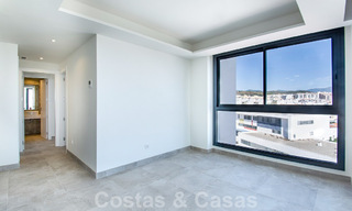 Elegant modern appartement met zee- en stadszicht te koop in het centrum van Estepona 32241 
