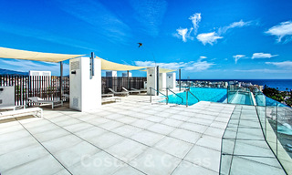Elegant modern appartement met zee- en stadszicht te koop in het centrum van Estepona 32252 