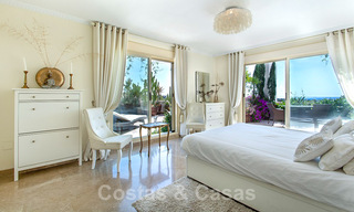 Schitterend zuid gericht penthouse met prachtig zee- en bergzicht te koop in de Golf Valley van Nueva Andalucia, Marbella 32437 