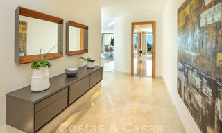 Ruim, modern design penthouse appartement met prachtig zeezicht te koop in Sierra Blanca op de Golden Mile, Marbella 32674 