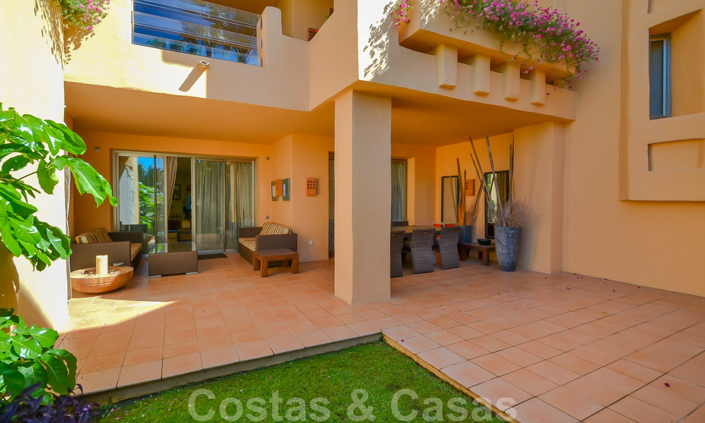 Instapklaar ruim luxeappartement te koop in prestigieus complex aan de Golden Mile in Marbella 32749