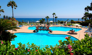 4-Slaapkamer luxeappartement te koop in een eerstelijns strandcomplex op wandelafstand van Puerto Banus in Marbella 32846 