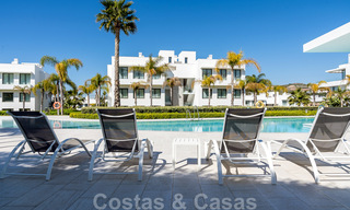 Instapklaar modern designer penthouse appartement te koop met 3 slaapkamers in luxe resort in Marbella - Estepona 33396 